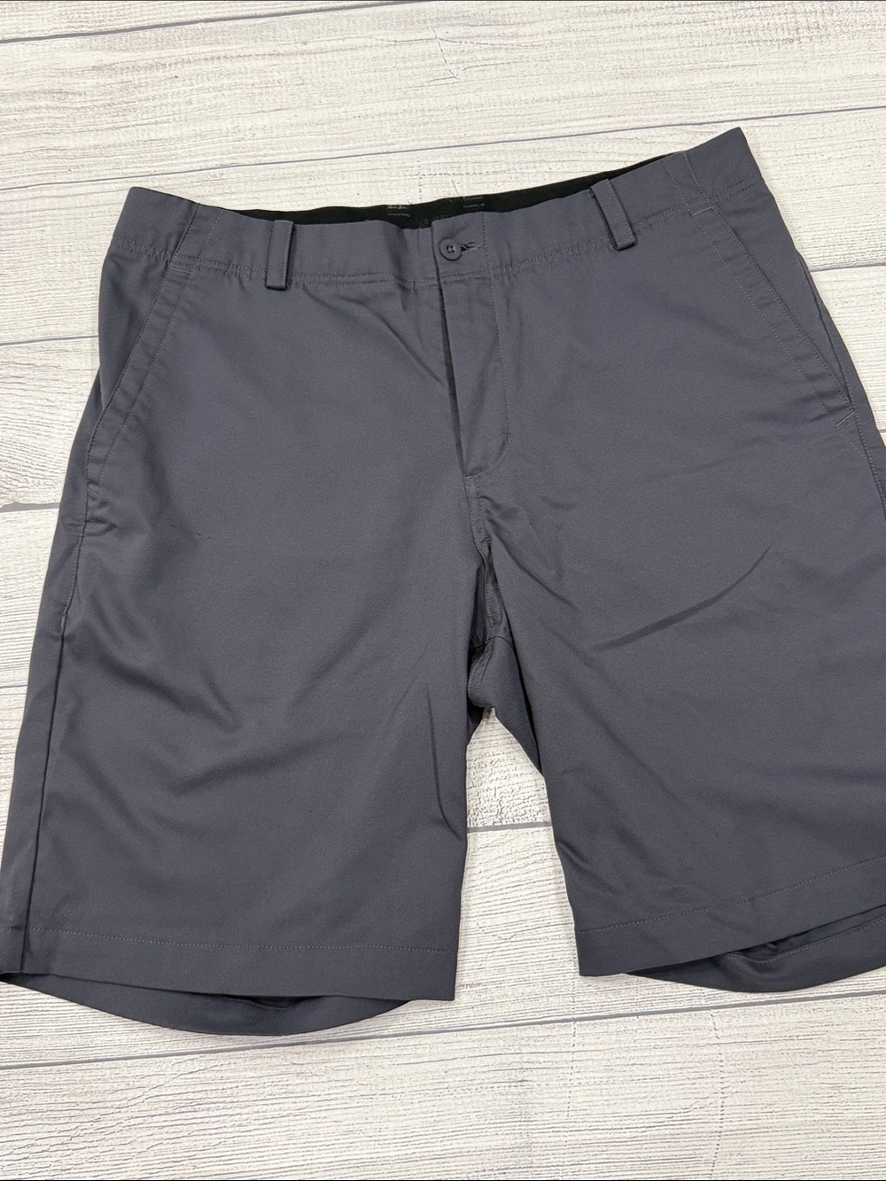 Nike Dri-FIT Men’s Gray Golf Shorts Size 38